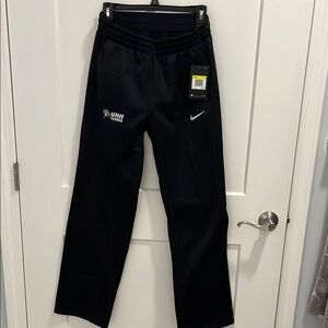 Nike Black Therma Fleece Pants Embroidered UNH Wildcats Tennis (NWT never worn)
